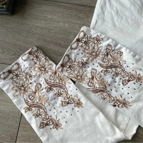 Joseph  Ribkoff Embroidered Leg Jean - Picture 7 of 15